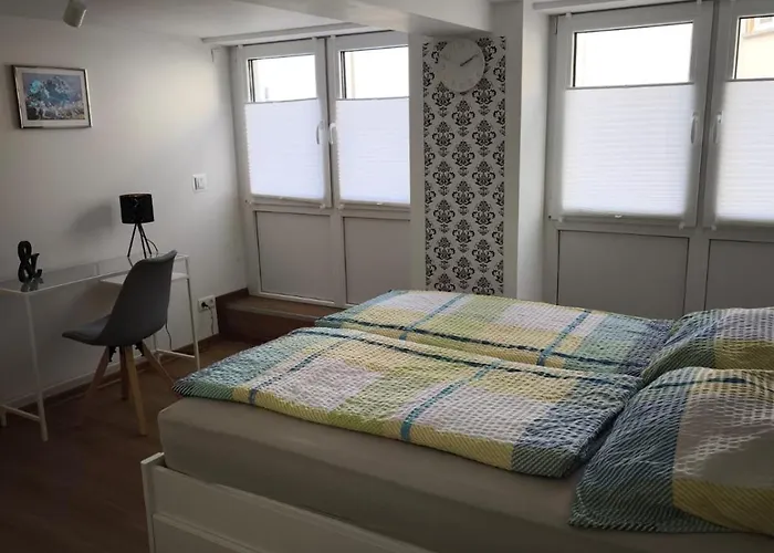 In Muelheim-kaerlich דירה *